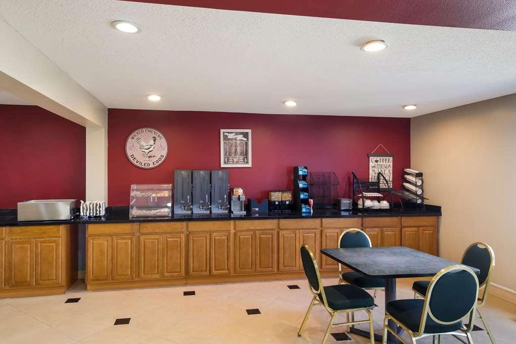 Rodeway Inn Houston North Greenspoint Restaurant photo
